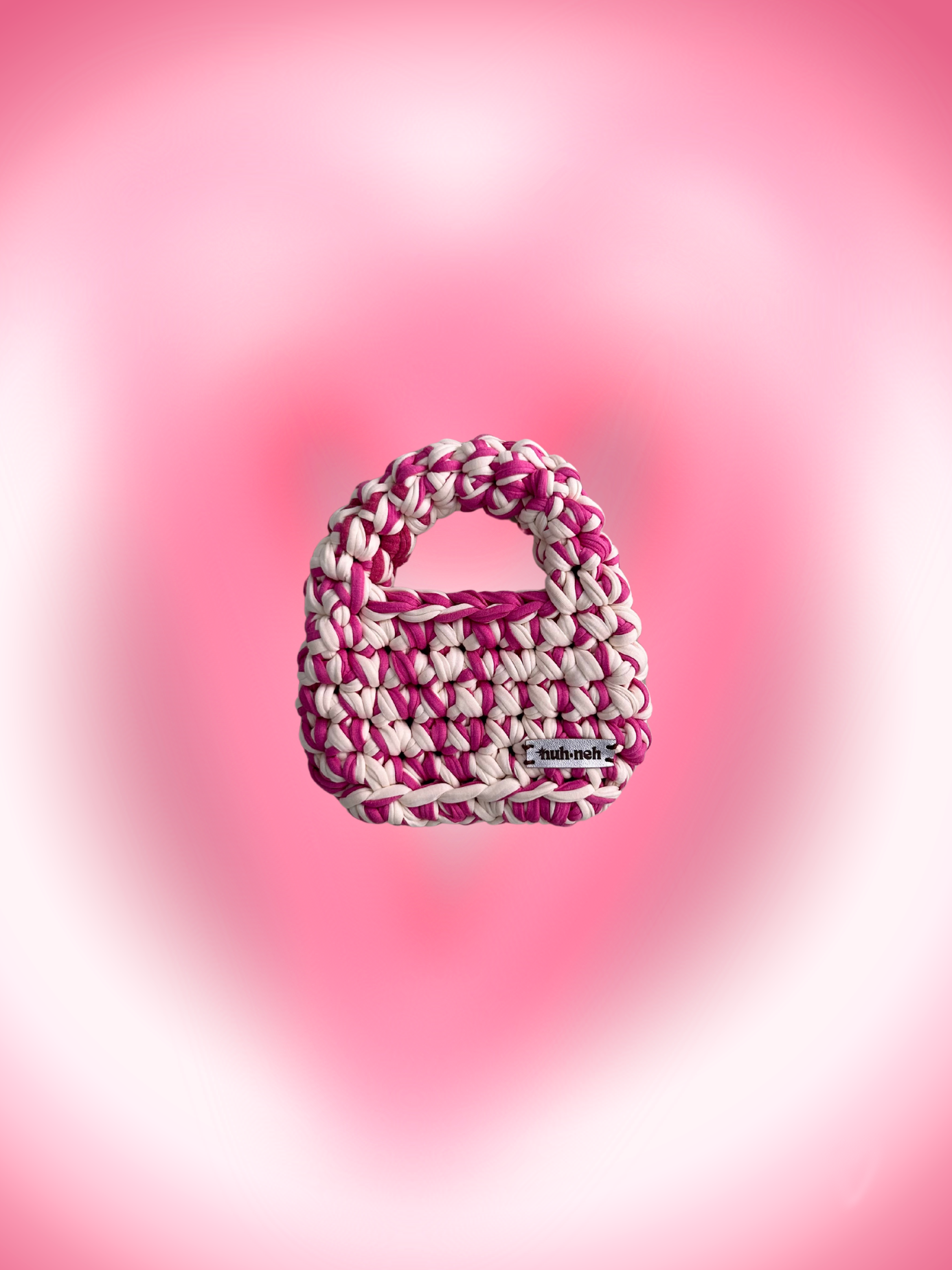 toy mini in strawberries & cream